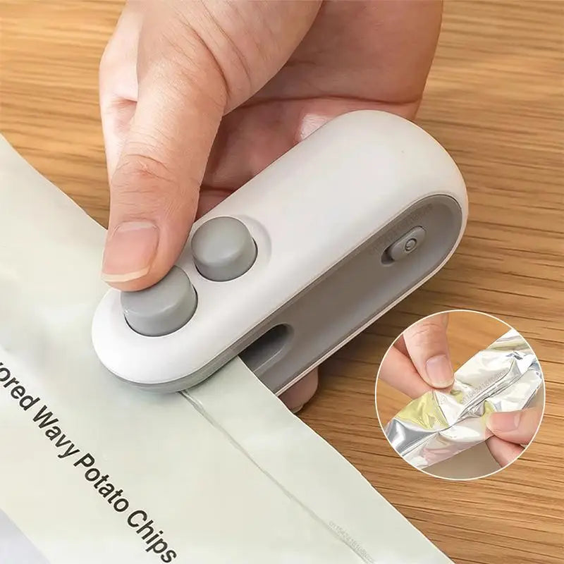 Mini Handheld Food Heat Sealer USB Rechargeable